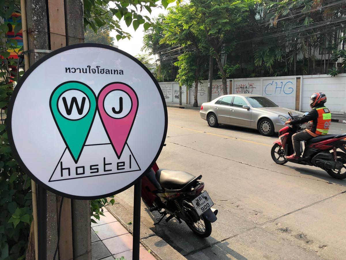 Wj Hostel Bangkok Esterno foto